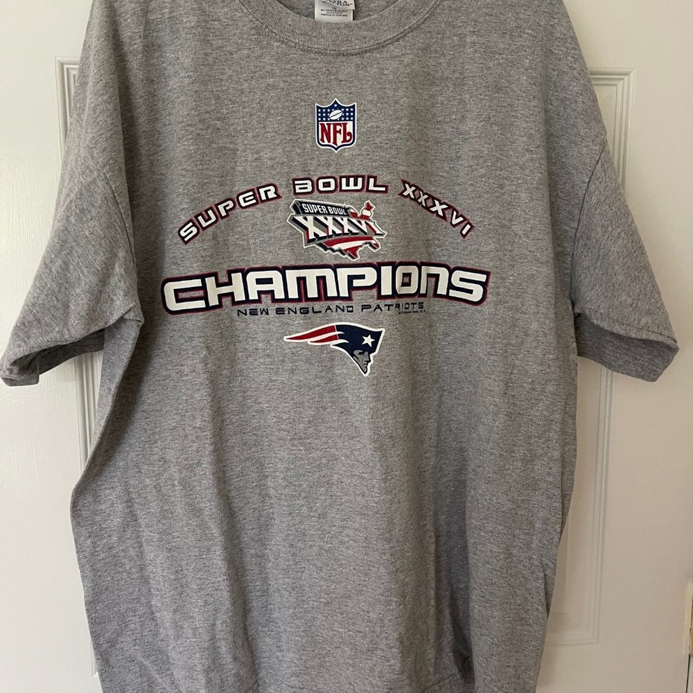 2002 New England Patriots Super Bowl XXXVI Champions NFL T-ShirtGreat condition!